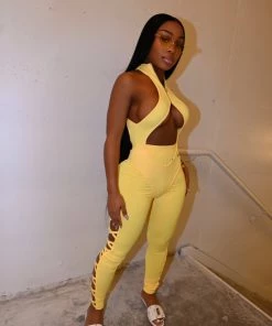 SHOP SO REAL Sets Explicit Set