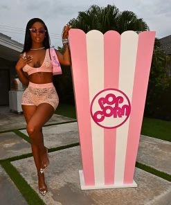 SHOP SO REAL Sets Spring