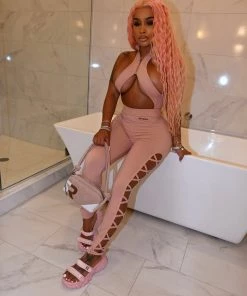 SHOP SO REAL Sets Explicit Set