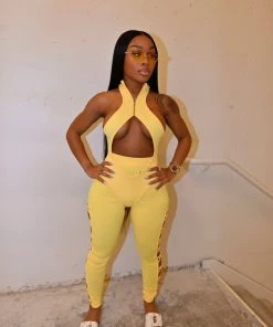 SHOP SO REAL Sets Explicit Set