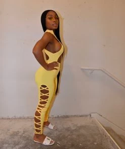 SHOP SO REAL Sets Explicit Set