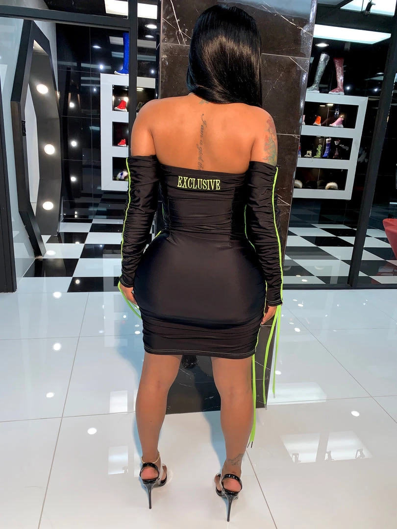 SHOP SO REAL Dresses Scrunchie Dress 6 SHOP SO REAL Dresses Scrunchie Dress