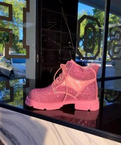 SHOP SO REAL VVS Boots Sneakers