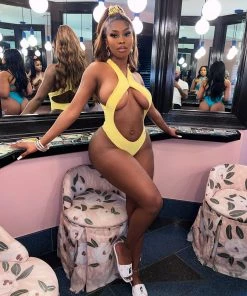 SHOP SO REAL Sets Explicit Set